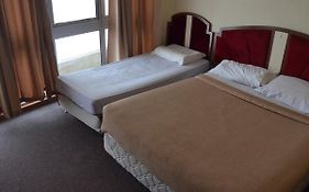 Ria Apartment
